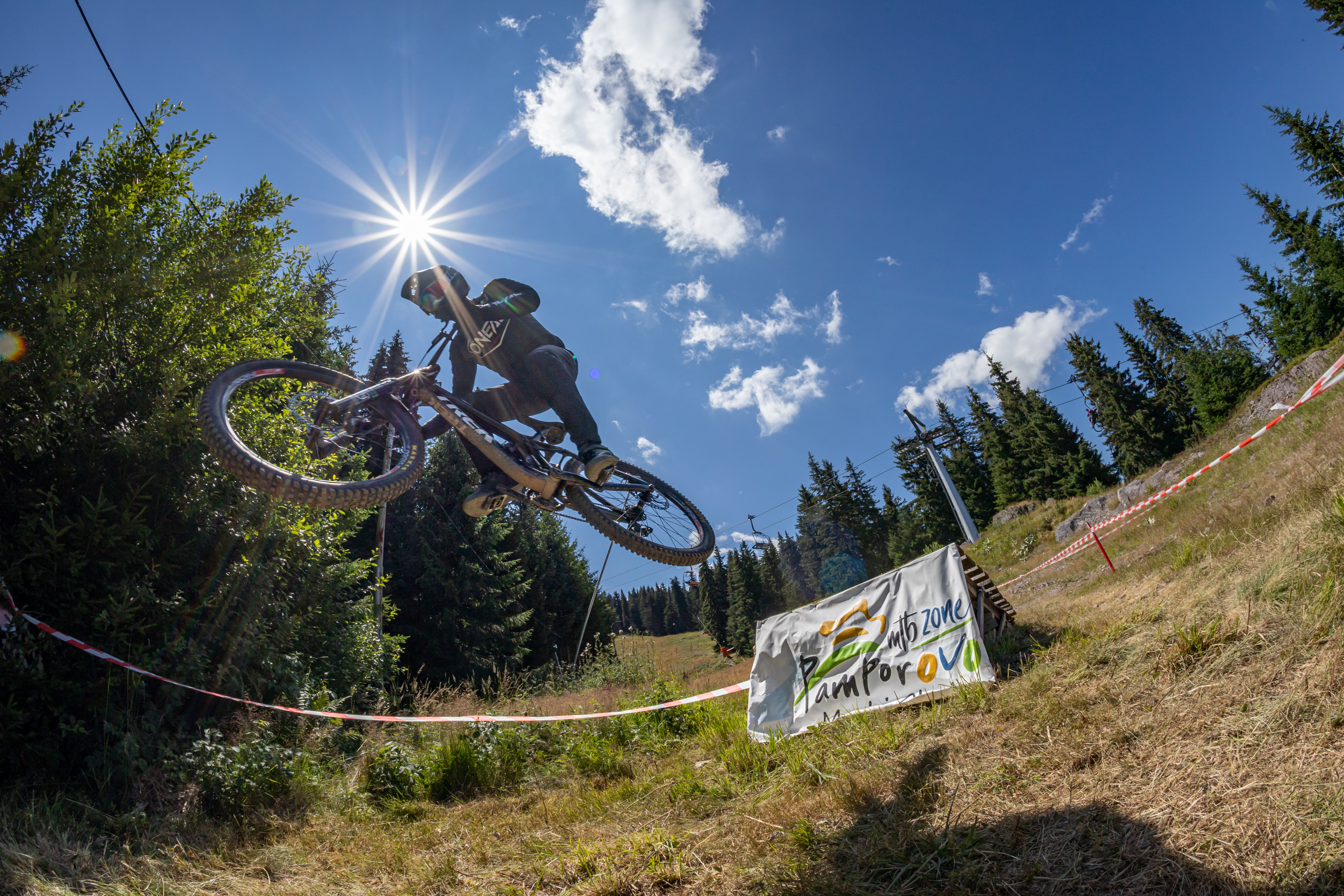 Pamporovo Bike Fest 2025 на 24-27.07 с много изненади за всички посетители!